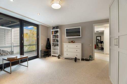 Zimmer 1 - 