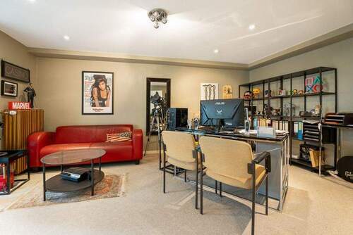 Zimmer 2 - 