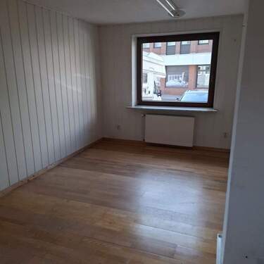 Nebenraum/Büro - Gewerbeobjekt (Büro, Produktion, Verkauf) in Mölln zur Miete