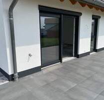 Erstbezug einer Neubau-Doppelhaushälfte mit großer Terrasse, Garten, ausgebautem Studio, Gäste-Bad mit Dusche - Markt Erlbach Eschenbach