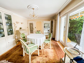 Esszimmer mit Sonnen- Terrassenzugang - 