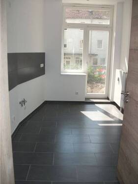 Küche mit Zugang Balkon - 