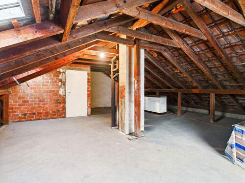 Ausbaupotenzial Dachbühne - 