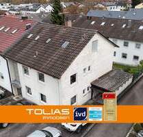 Ausbaupotenzial: Zweifamilienhaus mit ausbaufähiger Dachbühne, Garage und zwei Außenstellplätzen - Waiblingen