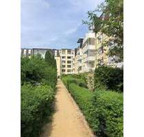 Bezugsfreie ruhige 2-Zimmerwohnung mit eigenem Garten - Berlin Rosenthal