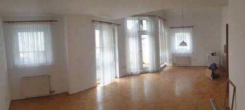 Wohn/Essbereich - 