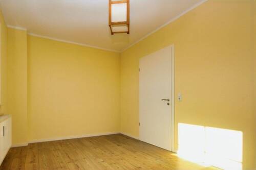 Zimmer 2 - 