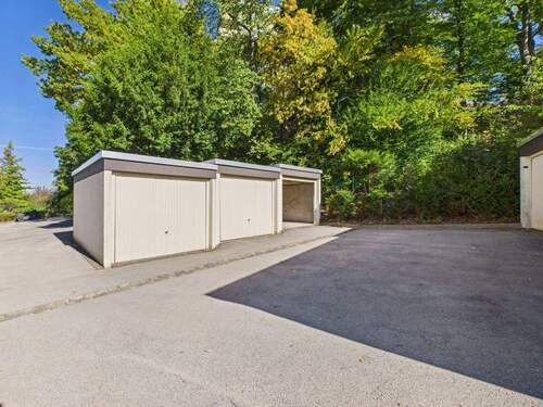 Garage - 