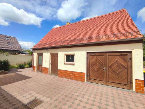 Doppelgarage - 6 Zimmer Einfamilienhaus zum Kaufen in Schkeuditz