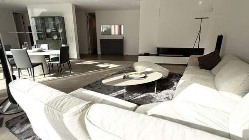 Bild 4 - Etagenwohnung mit 190,30 m&sup2; in Essen zur Miete