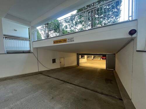 Tiefgaragenzufahrt München - 