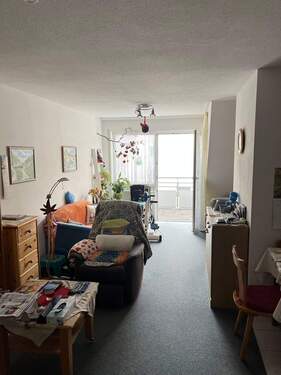 Sicht Eingang - Etagenwohnung mit 42,60 m&sup2; in Sankt Georgen im Schwarzwald zum Kaufen