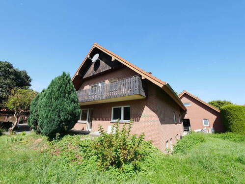 Ansicht Straße - Vielseitiges Zweifamilienhaus mit großem Grundstück in Salzkotten-Niederntudorf