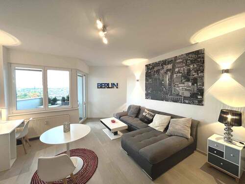 Wohnen mit Ausblick.jpeg - Studio-Wohnung über den Dächern – Balkon + Vollmöblierung inklusive