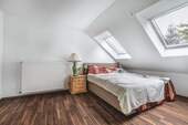Schlafzimmer DG - 