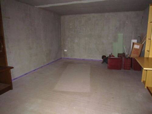 großer Kellerraum - 