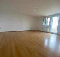 Drei-Zimmer-Wohnung mit 90 m² und großem Balkon - Nürnberg St Johannis