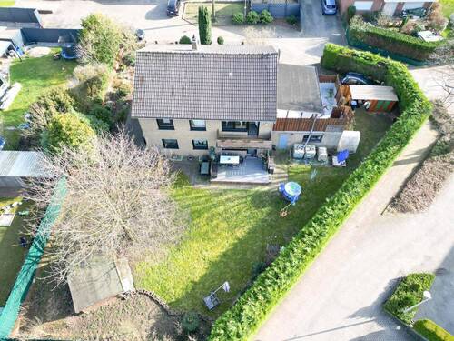 101101010010101-1 41.JPG - Provisionsfrei! geräumiges Zweifamilienhaus in zentraler Wohnlage auf dem Dickenberg zu verkaufen