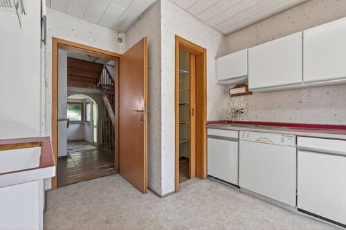 Küche mit Vorratsraum - 