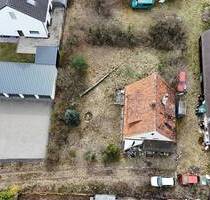 Großzügiges Grundstück (1.316 m²) in ruhiger Wohnlage von Roth - vielseitig nutzbar
