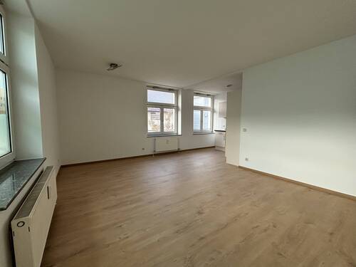 Wohn- und Esszimmer - 3 Zimmer Etagenwohnung zum Kaufen in Albstadt