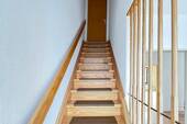 EG - Treppe ins DG - 