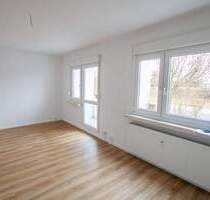 4-Zimmerwohnung, ganz unten... - 323,00&nbsp;EUR Kaltmiete, ca.&nbsp; 64,50&nbsp;m&sup2;&nbsp;Wohnfl&auml;che in Halle (Saale) (PLZ: 06120) Heide Nord