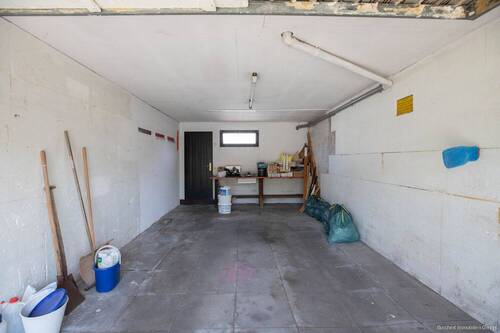 Garage - 