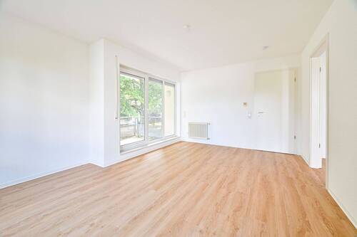 Wohnzimmer 2-2 - Moderne 2-Raum-Wohnung in Chemnitz mit Balkon und Tiefgaragenstellplatz auf dem Kaßberg in Chemnitz