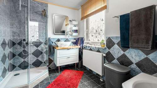 1. OG Badezimmer 2 - 