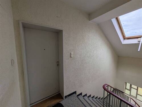 Wohnungseingang - 3 Zimmer Etagenwohnung in Lüdenscheid