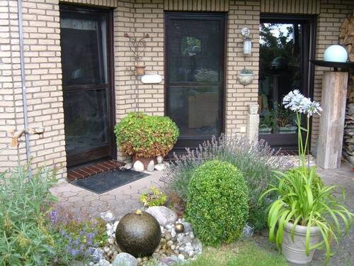 Garten Souterrainwohnung - 8 Zimmer Etagenwohnung in Olsberg