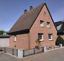 ***BÜSCHER IMMOBILIEN*** Charmantes Einfamilienhaus mit großem Grundstück, Vollkeller und viel Potenzial in naturnaher Lage - Gronau