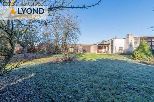 Grundstück hinter - 