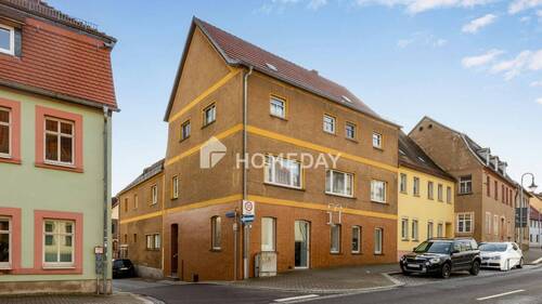 Außenansicht 2 - Frohburg -Zentrale MFH mit Gewerbe, zwei Wohnungen, Dachterrasse und Garage