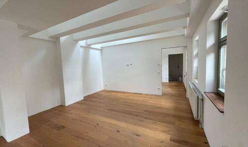 Obergeschoss Schlafen und Ankleide - 