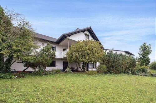 Rückseite vom Garten - 8 Zimmer Einfamilienhaus zum Kaufen in Ronneburg