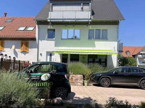 Bild 2 - 9 Zimmer Mehrfamilienhaus, Wohnhaus zum Kaufen in Bad Krozingen