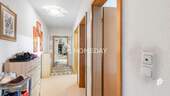 Flur 1 - 