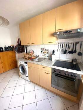 EBK - Etagenwohnung mit 64,00 m&sup2; in Gießen zur Miete