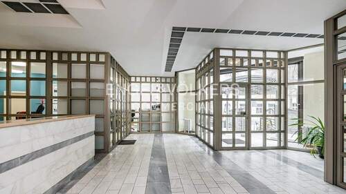 Eingangsbereich - Sehr gepflegtes Wohn- und Geschäftshaus nahe dem Weißen See mit Bauvorbescheid für Nachverdichtung