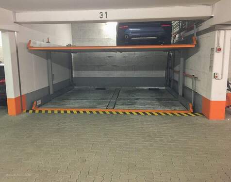 Duplex-Stellplatz, unten rechts - Garage, Stellplatz in Unterhaching
