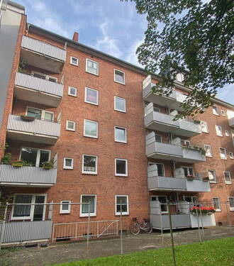 Rückfassade - 3 Zimmer Etagenwohnung zum Kaufen in Kiel