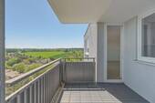 Bild 1 - Helle, großzügige Familienwohnung mit Westbalkon und tolle Aussicht