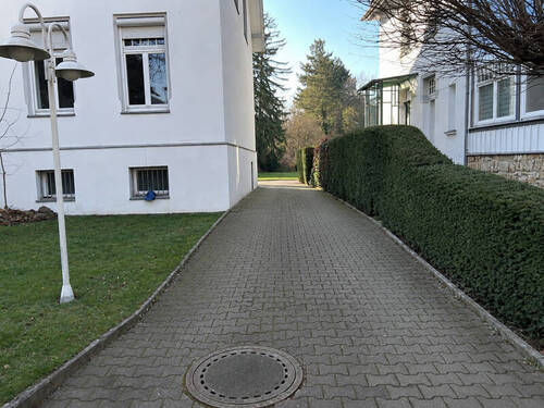 Hofeinfahrt - 