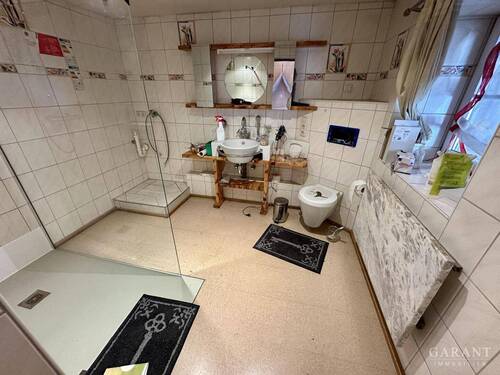 Badezimmer EG linkes Haus - 