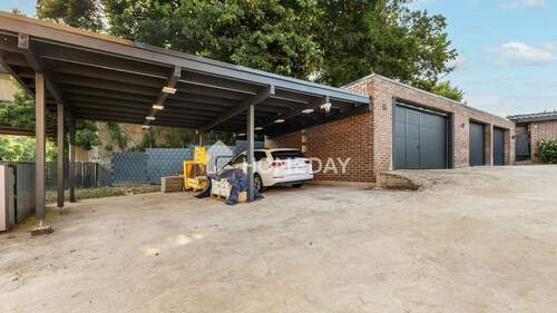 Carport - 