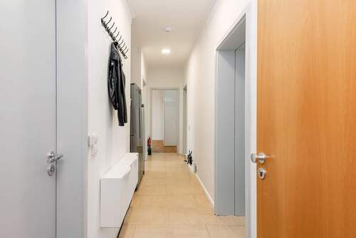 Flur - Etagenwohnung mit 83,30 m² in Berlin zum Kaufen
