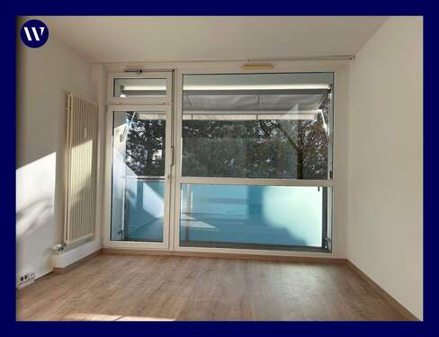 Wohnen Zug. Balkon - Im Herzen von Dresden: 1-Zi.-Apartment + Balkon, Duschbad, Aufzug - kurze Wege zur Uni