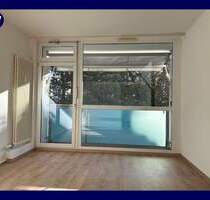 Im Herzen von Dresden: 1-Zi.-Apartment + Balkon, Duschbad, Aufzug - kurze Wege zur Uni